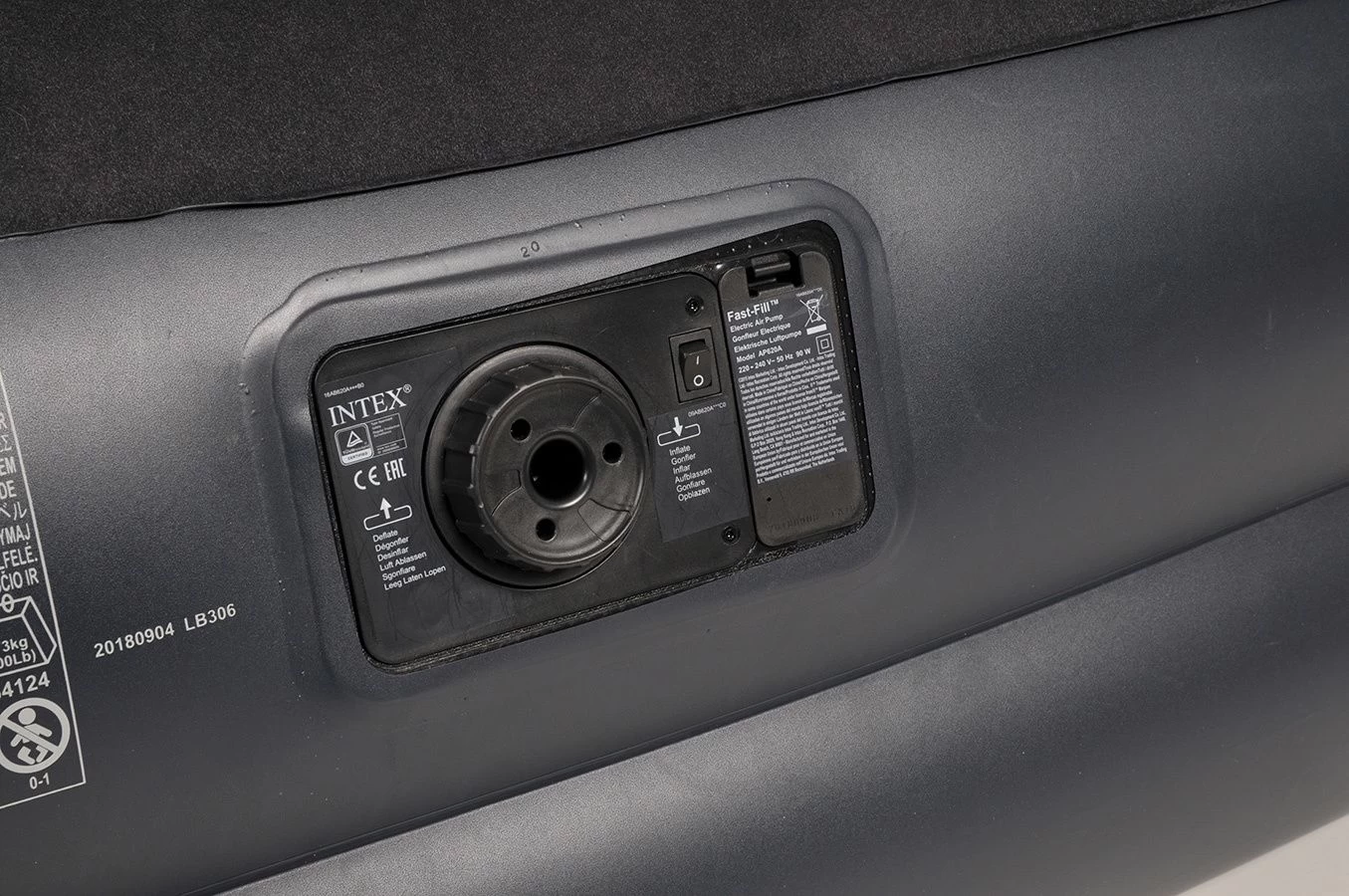 Intex Pillow Rest Raised Bed Queen Luchtbed 5 Intex Pillow Rest Raised Bed Queen Luchtbed - Afbeelding 3