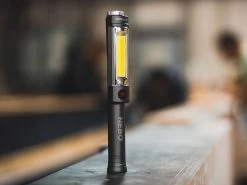 Nebo Big Larry 2 Zaklamp -Buiten Kamperen nebo big larry 2 zaklamp3 ecommerce bfd4