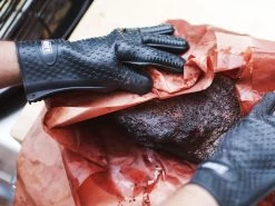 Weber Siliconen BBQ Handschoenen -Buiten Kamperen weber siliconen bbq handschoenen 3 ecommerce eb09